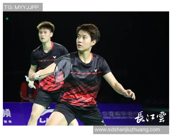 重庆羽毛球队与广州羽毛球队赛后战术分析与复盘探讨 重庆羽毛球队与广州羽毛球队赛后战术分析与复盘探讨