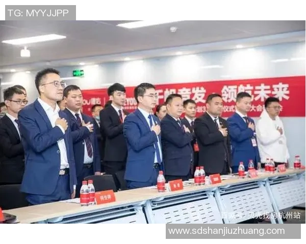 武汉篮球队与杭州篮球队赛后复盘分析双方状态及表现对比